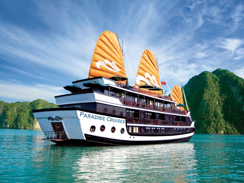 Vietnam Heritage & Halong Luxury Cruise